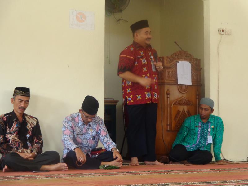 Sahirman Ajak PNS Pemprov Bersahabat Dengan Al-Qur’an