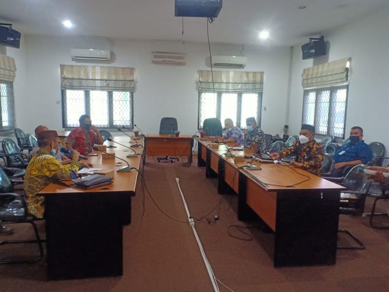 Komisi III DPRD Kabupaten Basel Melakukan Kunjungan Kerja Terkait Perizinan Tambak Udang