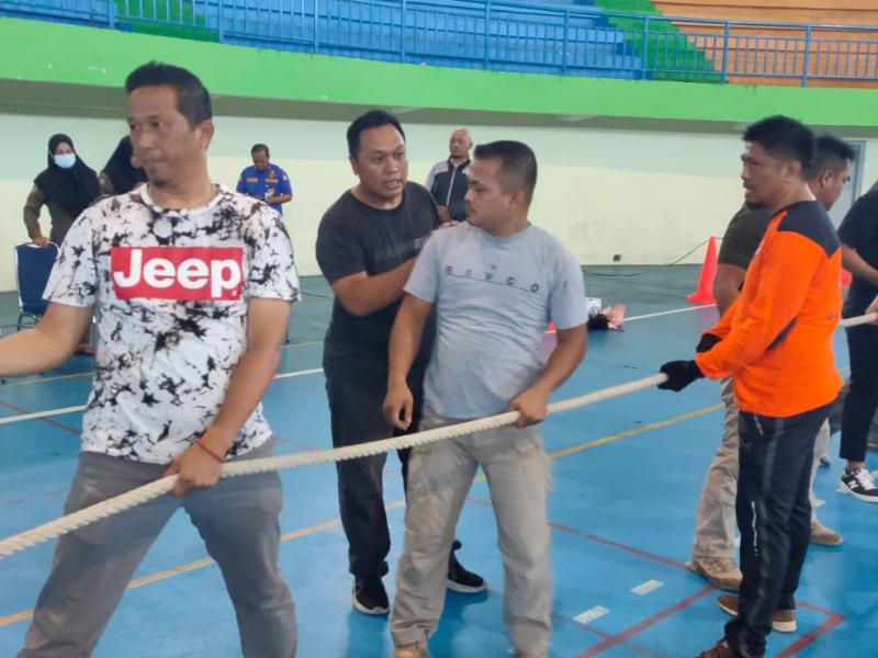 Tim Tarik Tambang DLHK Babel Meraih Juara 1