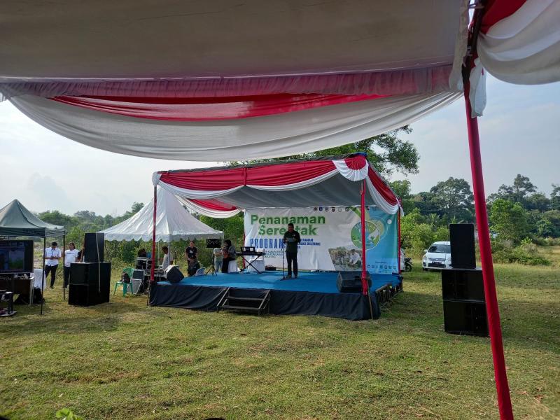 Launching Semarak Babel Tanam 57.351 Batang Pohon.                                                                                                                                                           Plh. Kadis LHK Edi Kurniadi Sebut Setara 56 Hektar