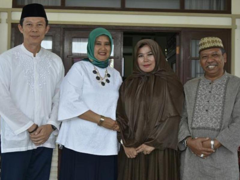 Gubernur dan Wagub Gelar Open House
