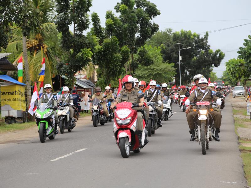 Wagub Dapat Kejutan di Panggung Penghormatan Pawai Kendaraan Hias