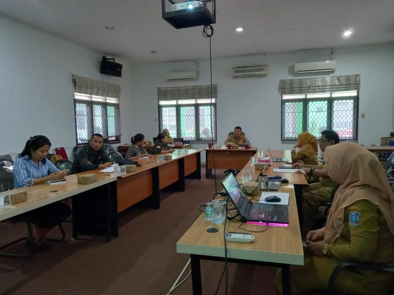 Sekdis LHK Edi Kurniadi Terima Anggota DPRD Morowali Utara Sulawesi Tengah