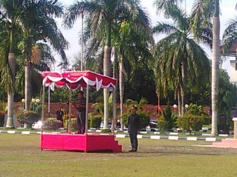 Gubernur Ingatkan Pegawai Tidak Lakukan Pungli