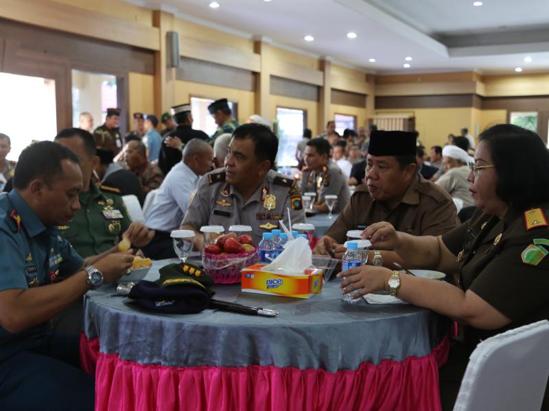 Wagub Babel Ajak Seluruh Bersatu Padu